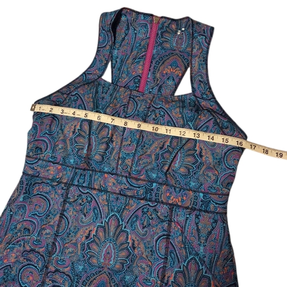 Title Nine Trouble Dress Nimblene Sports Bra 140948 Racer Back‎ Pull Zip Paisley - Picture 4 of 9